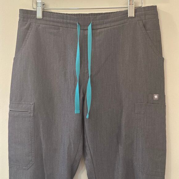 Grey FIG Scrub Pants sz Small Grey Straight leg scrubs Yola Skinny Scrub Pants - Picture 8 of 10